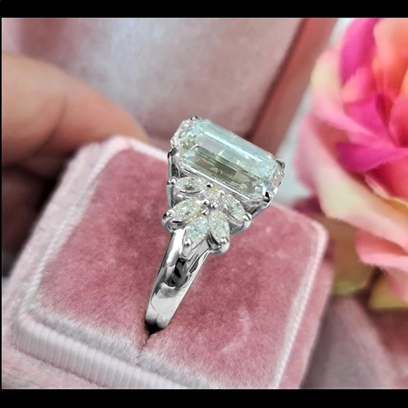 New 925 Silver Luxury Rectangular Cut Diamond Ring - Picture 2 of 6